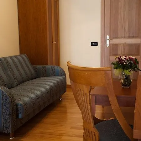 فندق مبيت وإفطار Lo Scrigno 3*